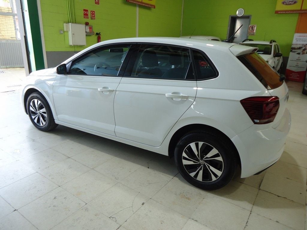 VOLKSWAGEN Polo (1.6TDI Advance 70kW) en Sevilla