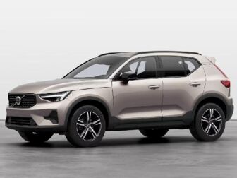 Imagen de VOLVO XC40 B3 Plus Dark Aut.