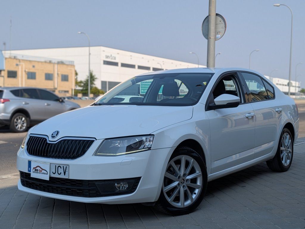 SKODA Octavia (1.4TSI Elegance DSG) en Madrid