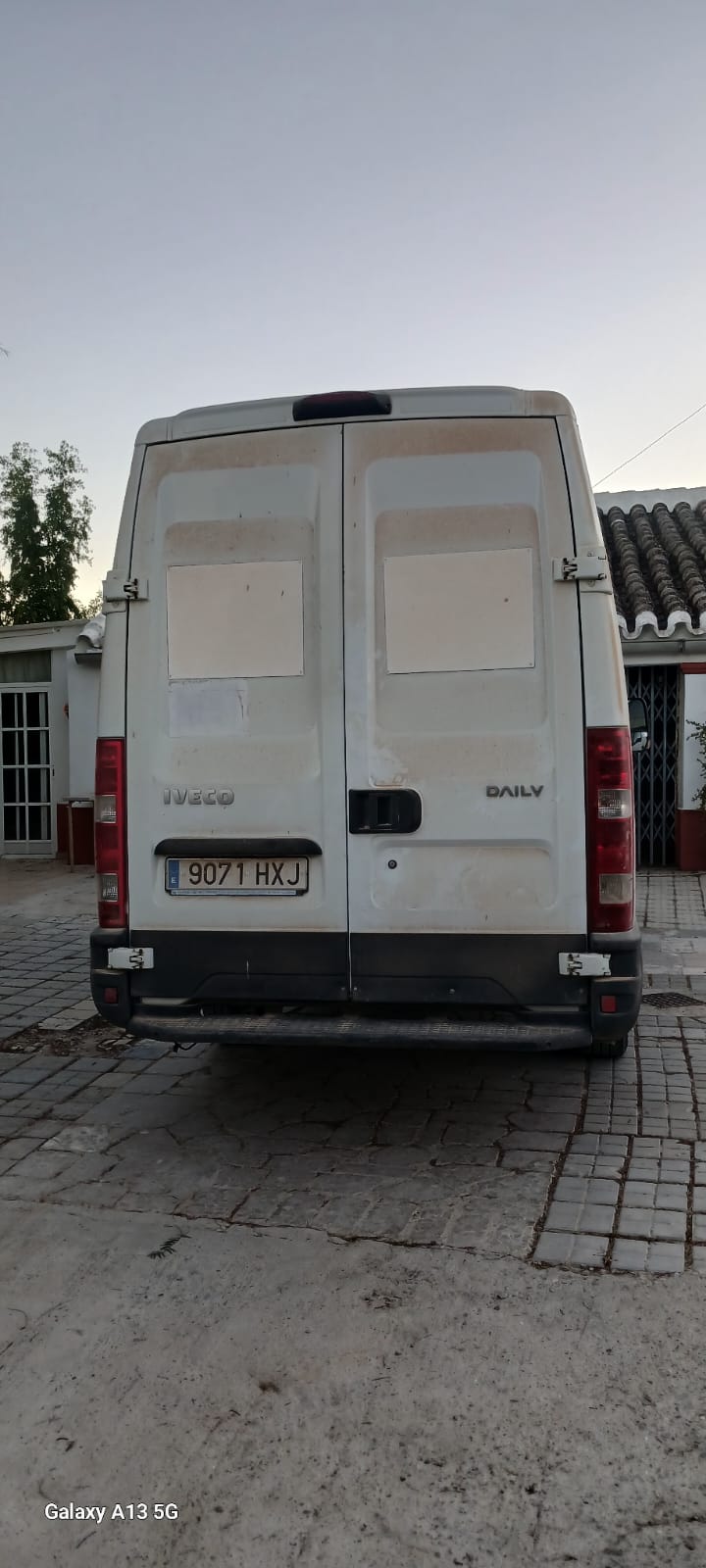 Foto del IVECO Daily Chasis Cabina 35S13 3000 126