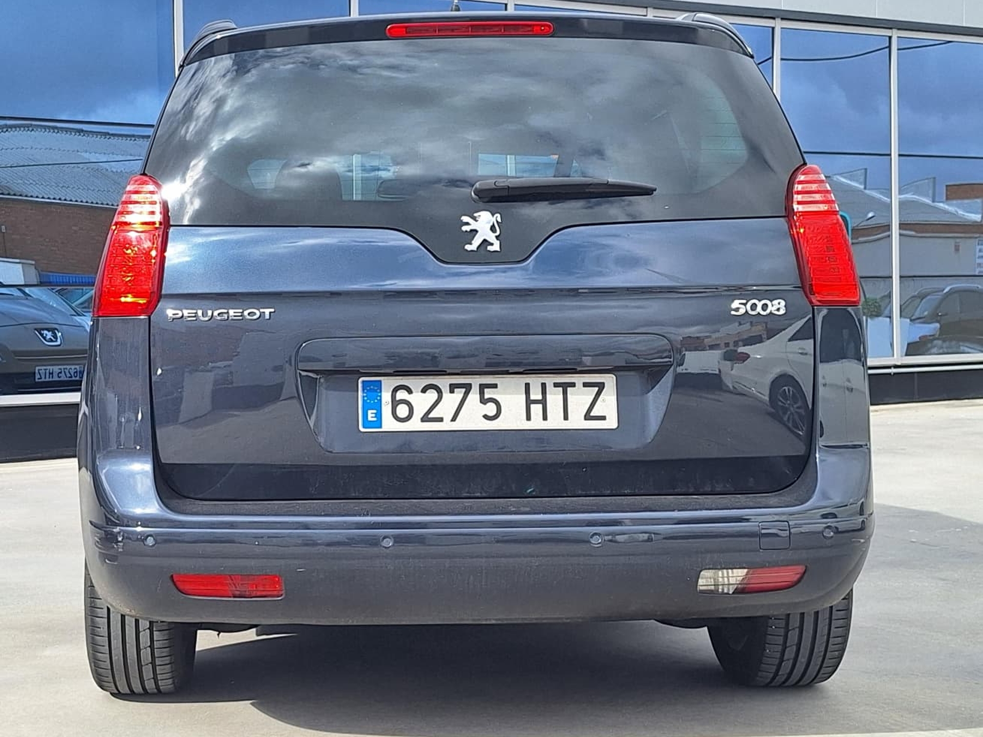 Imagen de PEUGEOT 5008