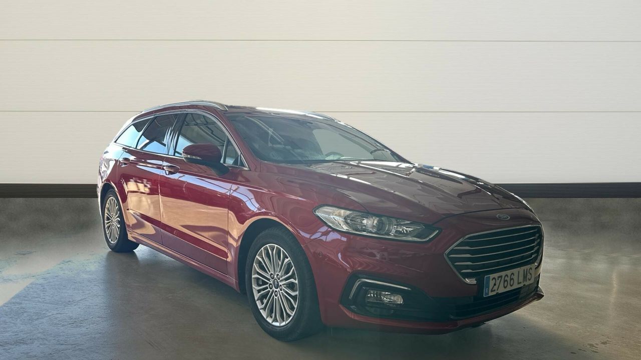 FORD Mondeo (2.0 HYBRID 138KW TREND HEV AUTO 187 5P) en Madrid