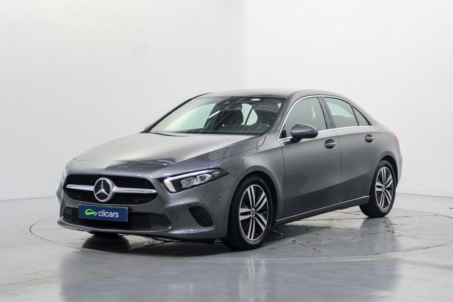 MERCEDES Clase A (A 180d Sedán 8G-DCT) en Madrid
