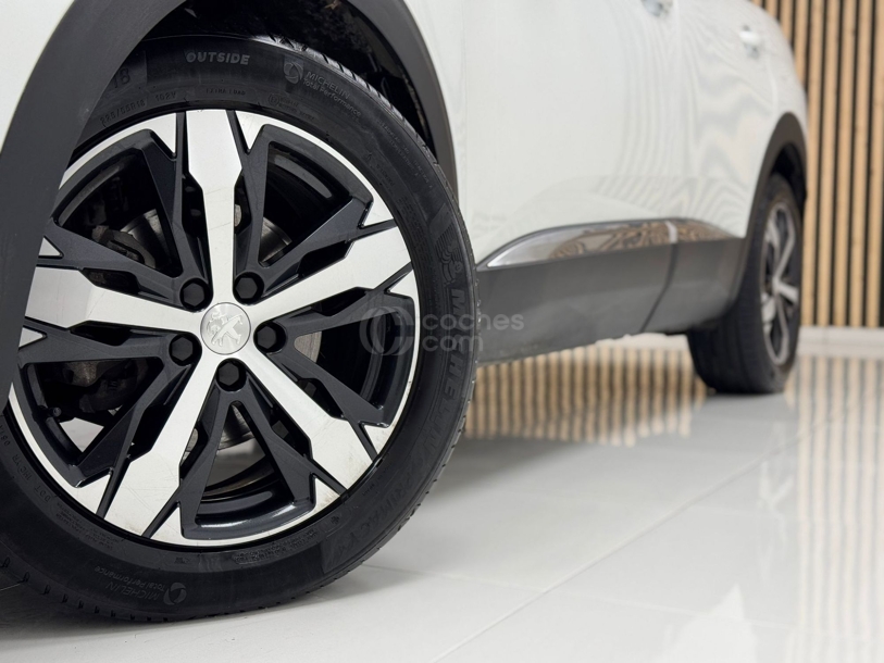 Foto del PEUGEOT 3008 1.5BlueHDi Allure S&S EAT8 130