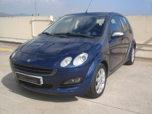 SMART Forfour (1.5 CDI Passion 50 kW (68 CV)) en Barcelona