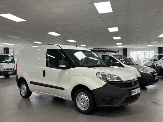 Foto del FIAT Dobló Cargo 1.3Mjt Base 90 E5+