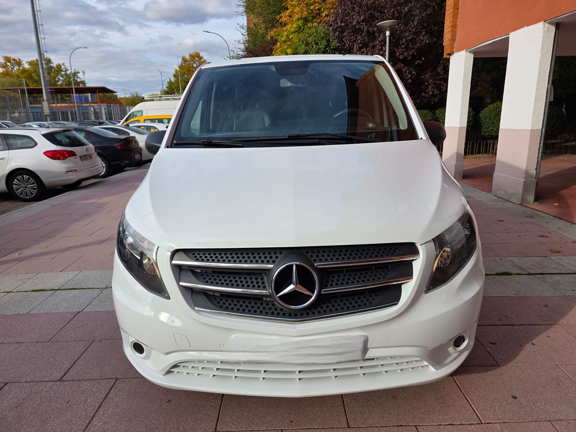 Foto del MERCEDES Vito Furgón 114CDI Compacta 7G-Tronic