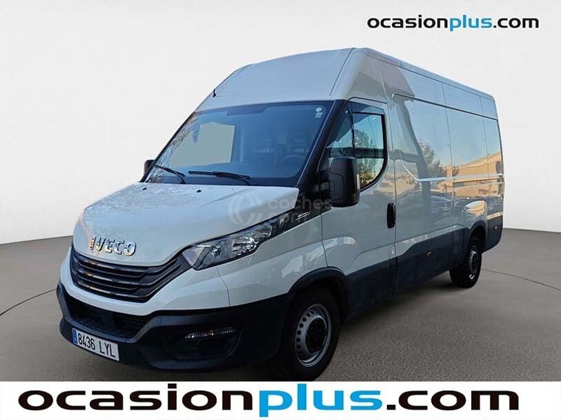 Foto del IVECO Daily Furgón 35C16 V 3520L H2 12.0 156