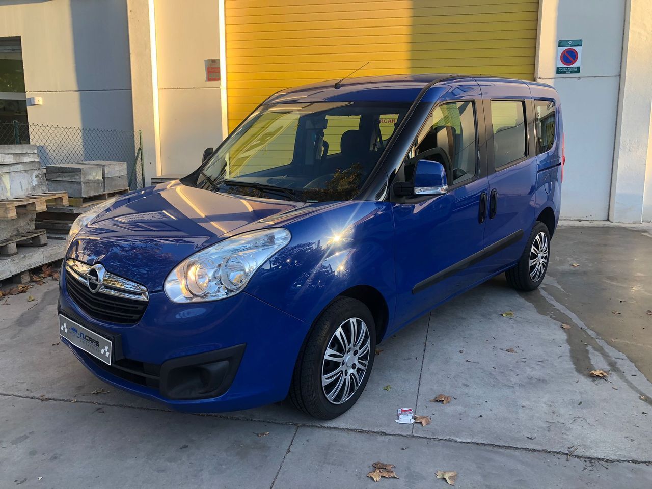 OPEL Combo (opel combo 1.4i) en Tarragona