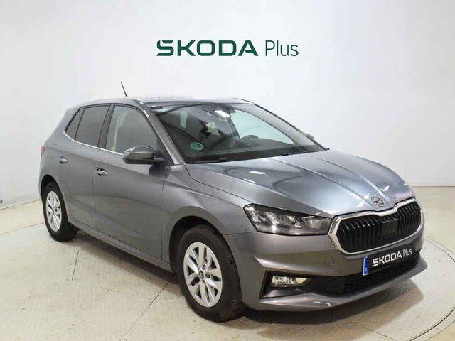 SKODA Fabia (1.0 TSI Selection DSG 85 kW (115 CV)) en León