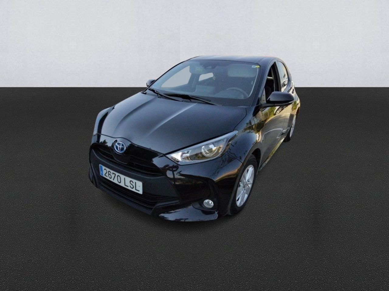 TOYOTA Yaris (1.5 120H Business Plus 85 kW (116 CV)) en Madrid