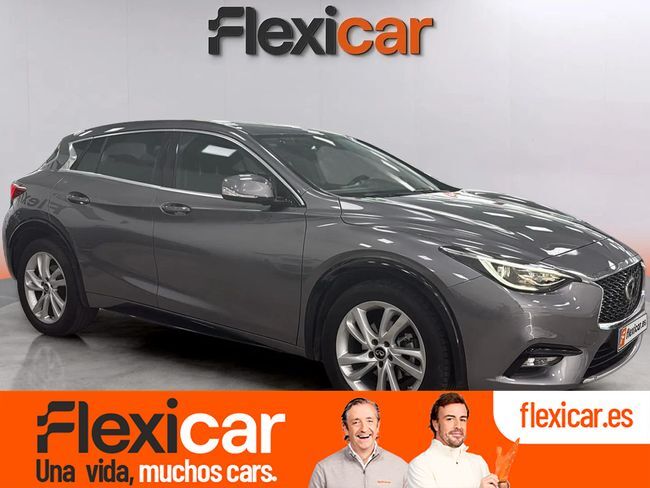 INFINITI Q30 (1.6T 90kW (122CV)) en Zaragoza