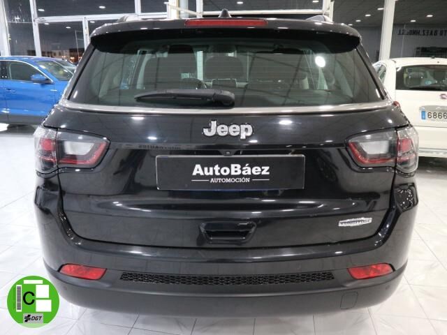 Foto del JEEP Compass 1.3 Gse T4 Longitude 4x2 130