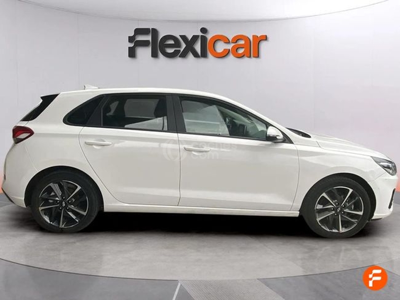 Foto del HYUNDAI i30 1.5 DPI Klass SLX 110