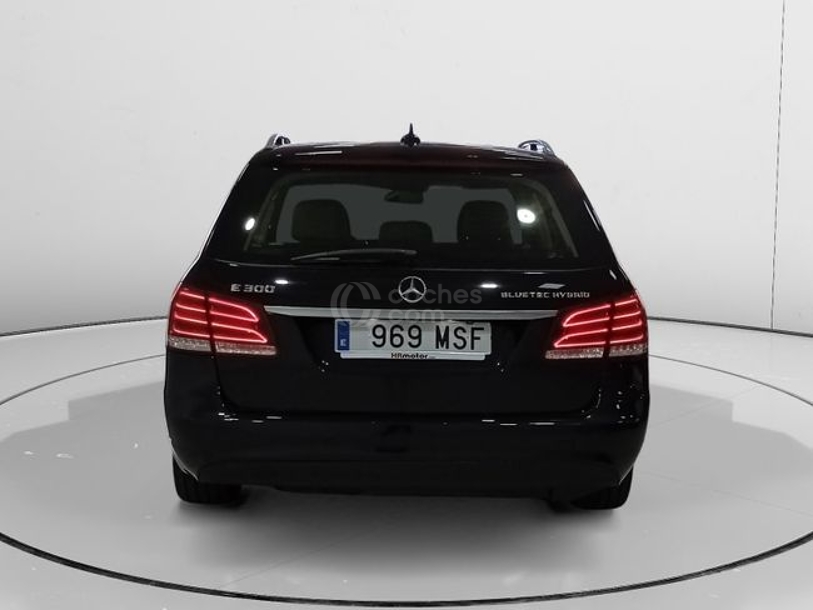 Foto del MERCEDES Clase E E 300 BT Hybrid 7G Plus