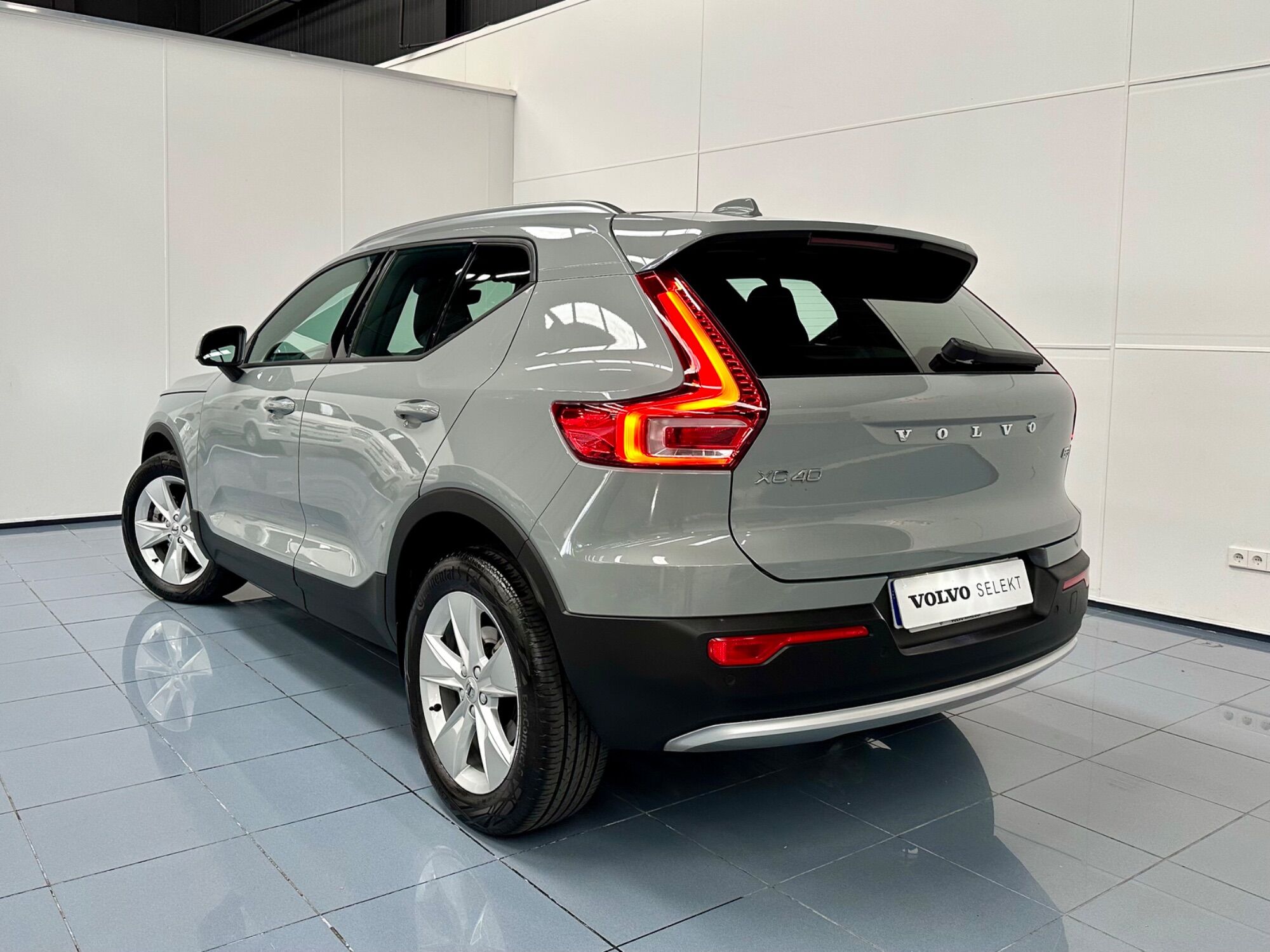Foto del VOLVO XC40 B3 Core Aut.