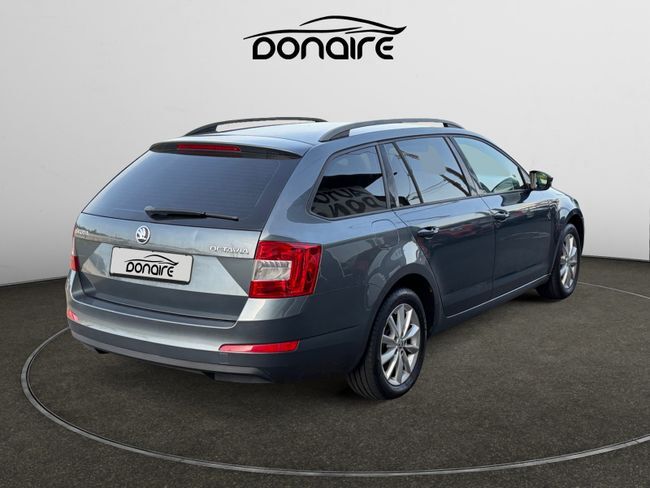 Foto del SKODA Octavia 1.6TDI CR Active Pro 105