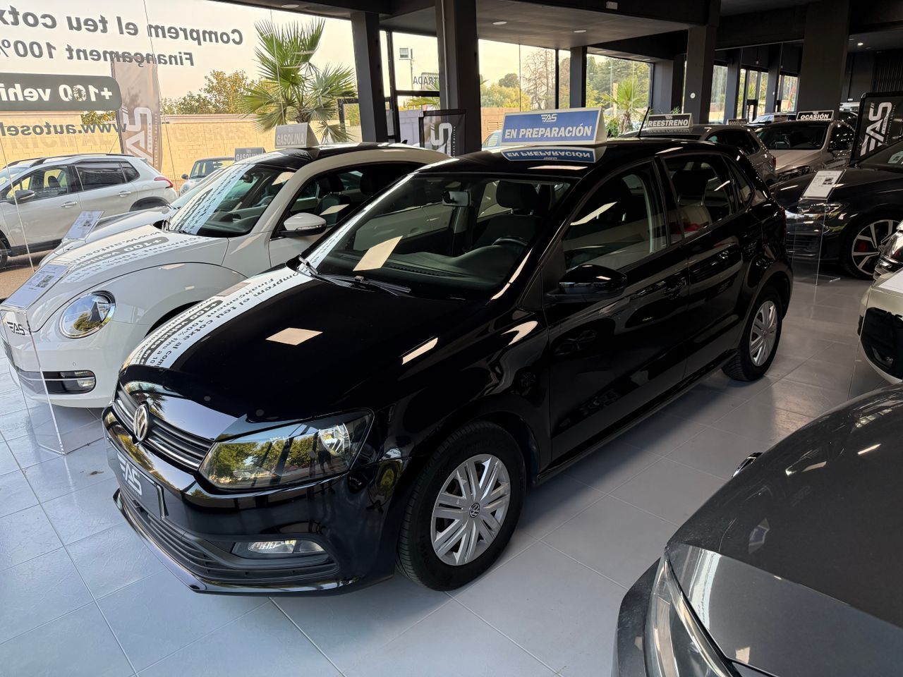 VOLKSWAGEN Polo (Advance 1.4 TDI 75CV BMT) en Girona