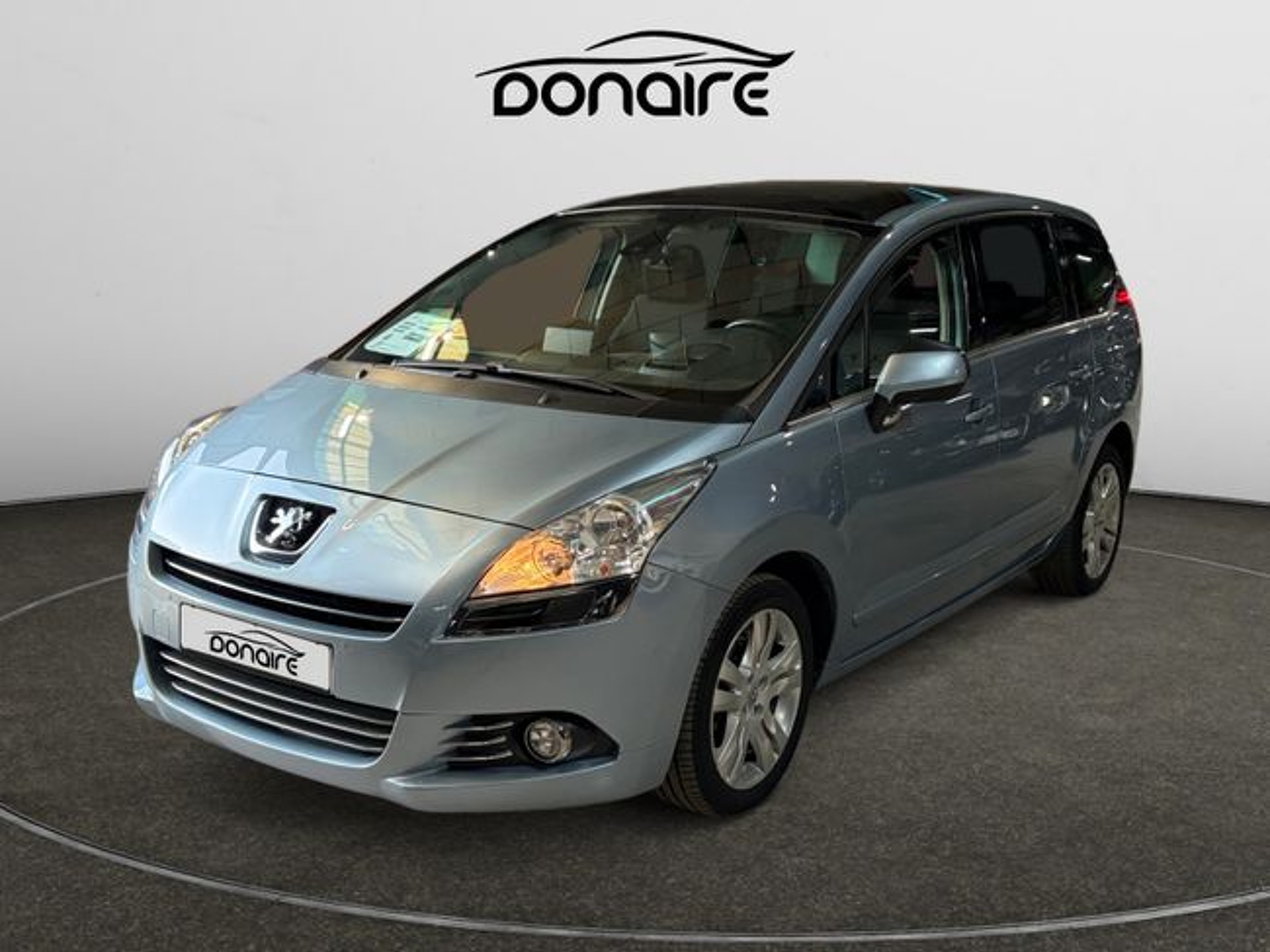 Imagen de PEUGEOT 5008