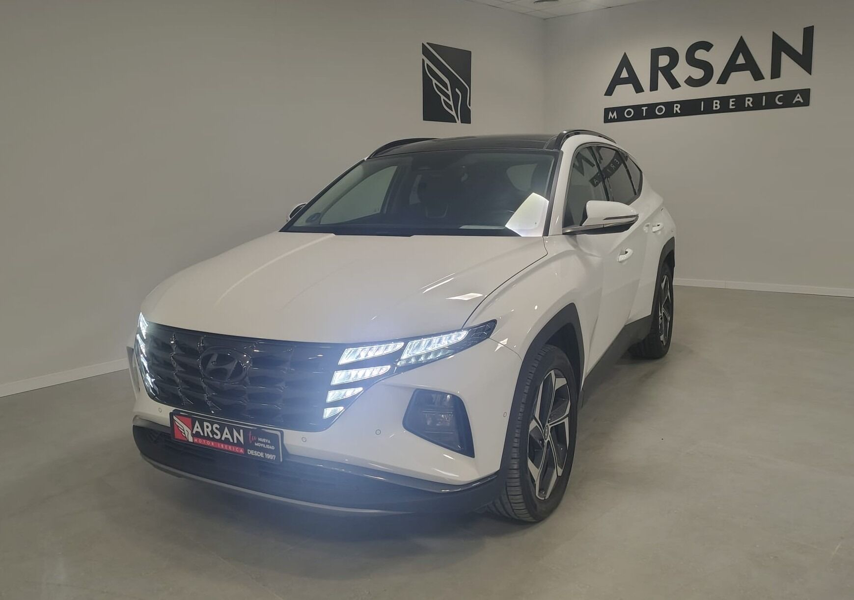 HYUNDAI Tucson (1.6 TGDI PHEV 195kW Style Auto 4x4) en Valencia