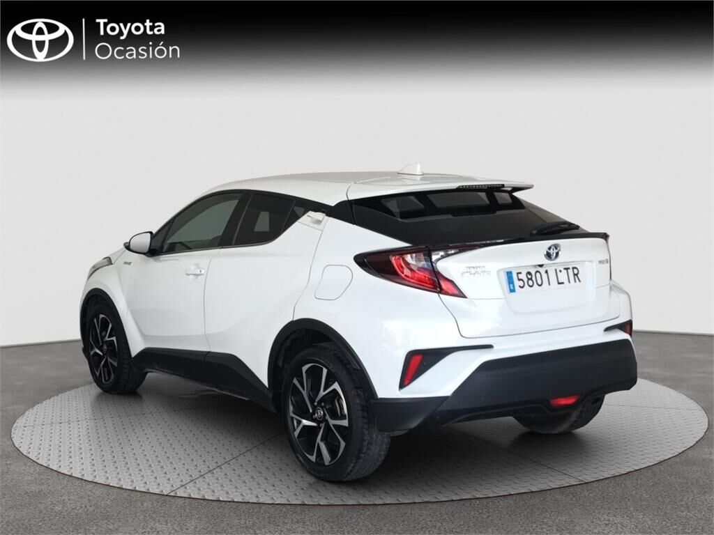 Foto del TOYOTA C-HR 125H Advance