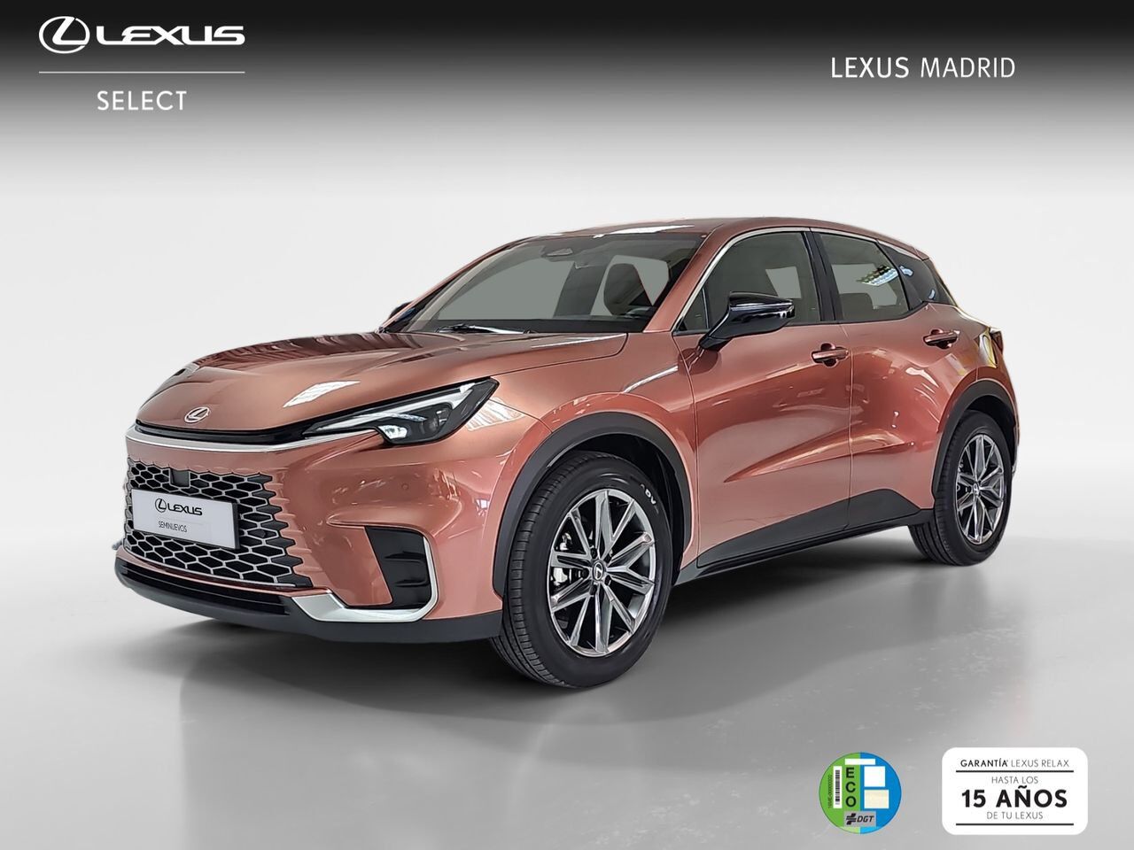 LEXUS LBX (1.5 136cv HEV Elegant+ Black) en Madrid
