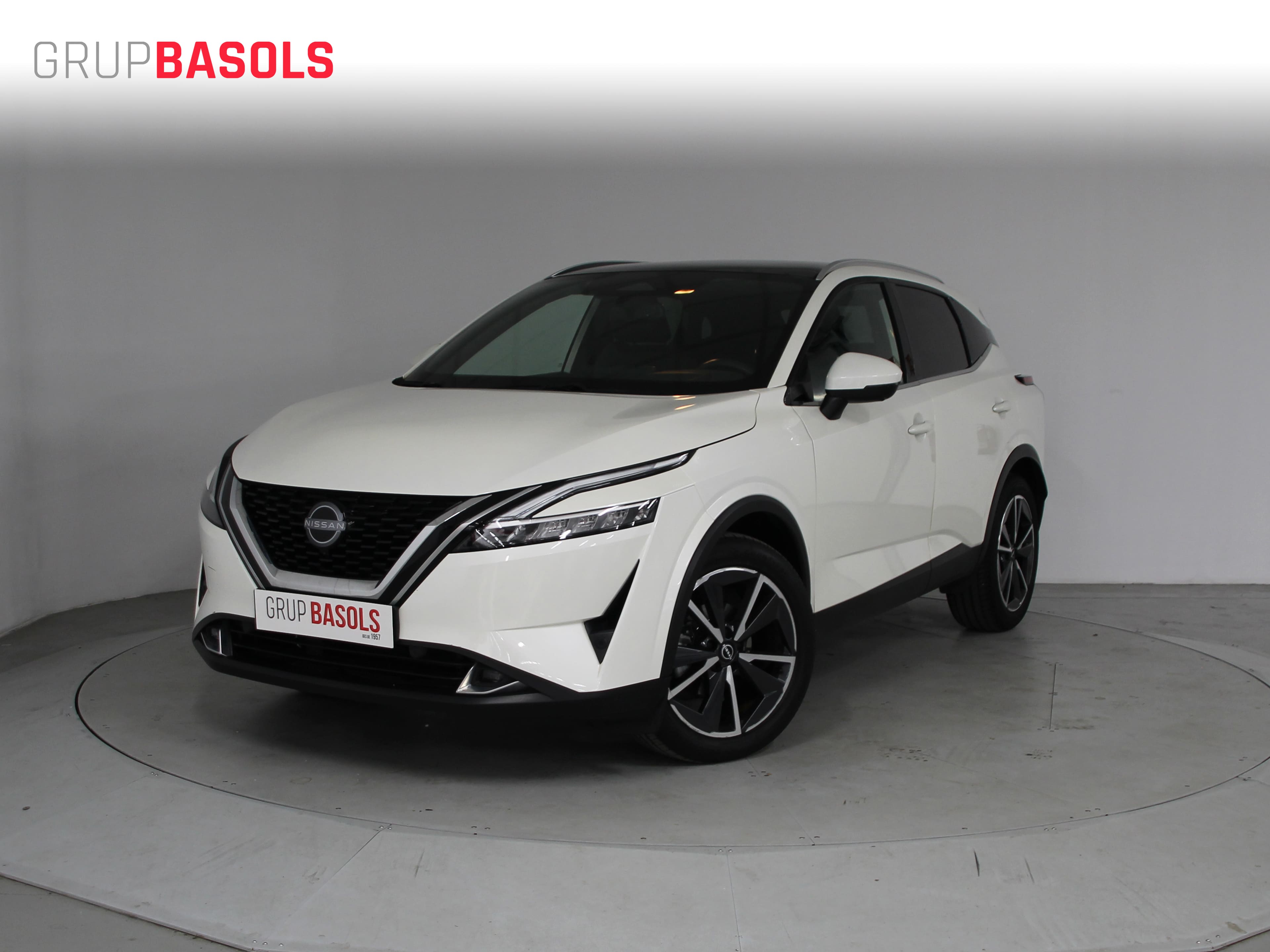 NISSAN Qashqai (DIG-T 103kW (140CV) mHEV 4x2 Tekna) en Barcelona