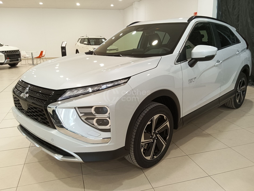 Foto del MITSUBISHI Eclipse Cross PHEV Kaiteki 4WD