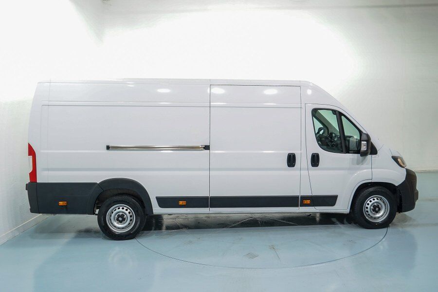 Foto del FIAT Ducato Fg. Maxi Heavy Duty 35 2.2BlueHDi L4 H2 140CV