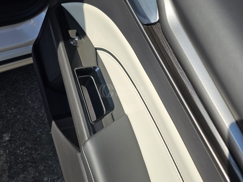 Foto del FORD Mondeo Vignale Sedán 2.0 HEV