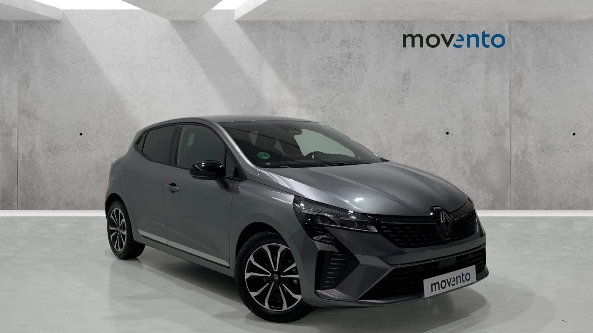 RENAULT Clio (Techno TCe 66 kW (90 CV)) en Barcelona