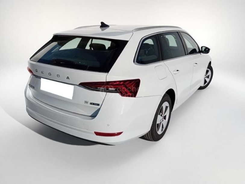 Foto del SKODA Octavia Combi 1.0 TSI MHEV Ambition DSG 81kW