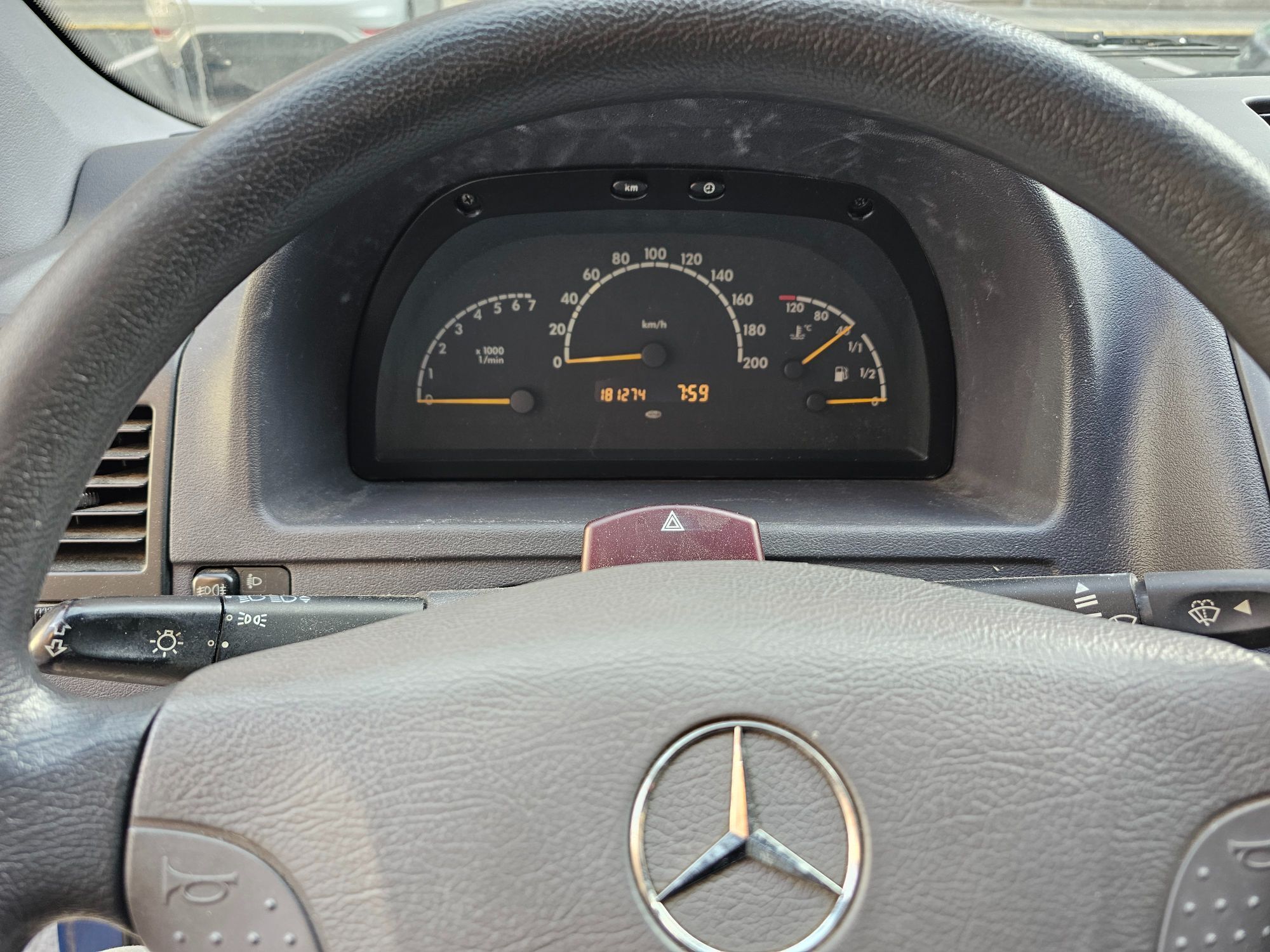 Foto del MERCEDES Vito CDI Mixto 110