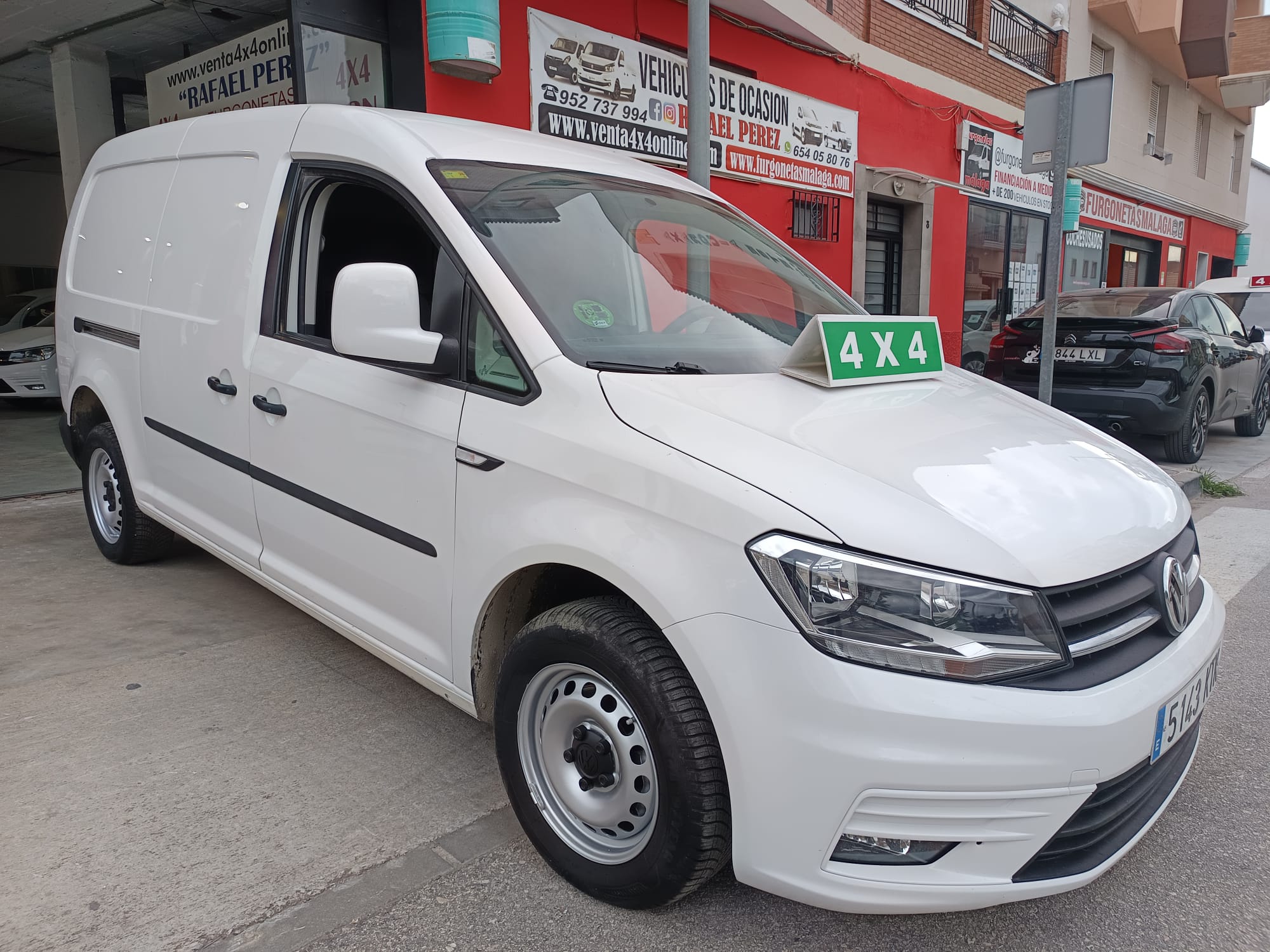 VOLKSWAGEN Caddy (Furgón Maxi 2.0TDI Business 4M 90kW) en Málaga