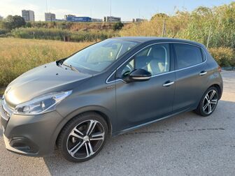 Imagen de PEUGEOT 208 1.6BlueHDi S&S GT Line 120