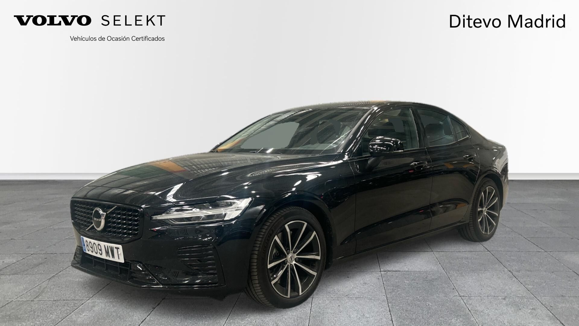 VOLVO S60 (T8 Recharge Plus Dark Auto 335 kW (455 CV)) en Madrid