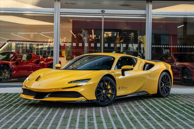 Foto del FERRARI SF90 Stradale