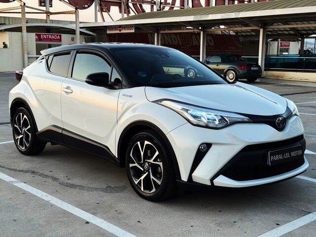 TOYOTA C-HR (180H Advance 135 kW (184 CV)) en Barcelona
