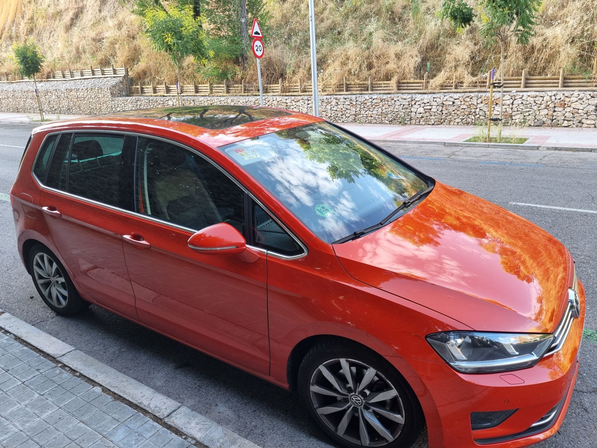 Foto del VOLKSWAGEN Golf Sportsvan 2.0TDI CR Sport 110kW