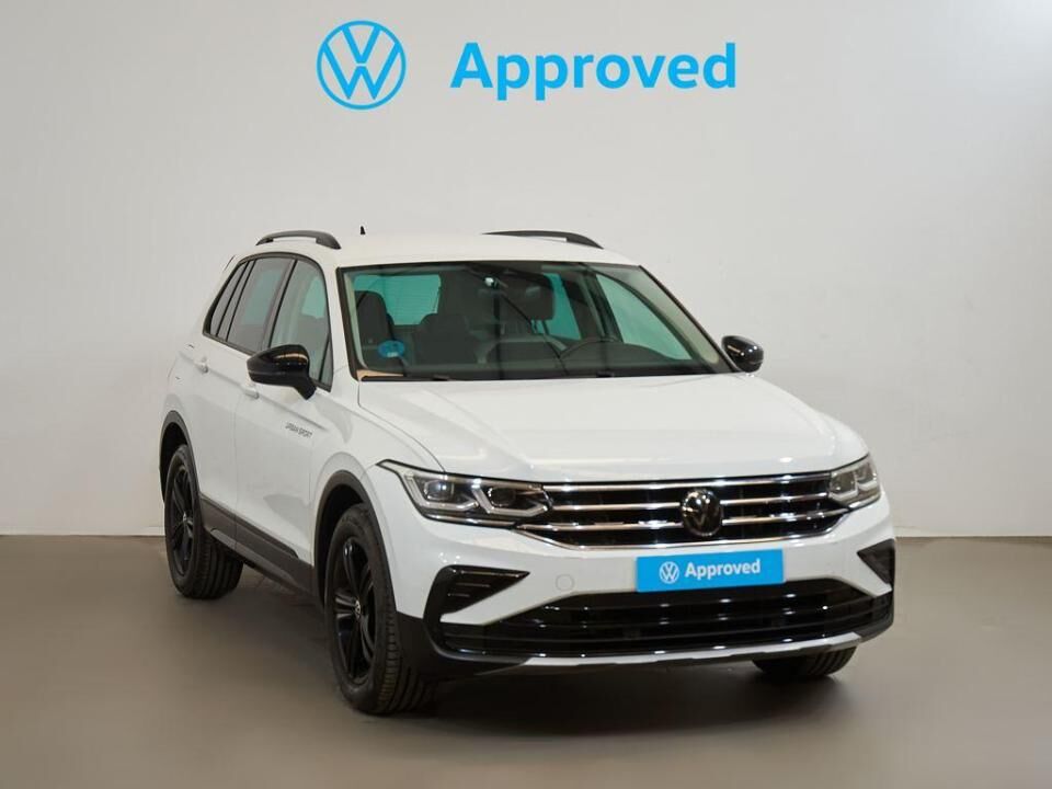 VOLKSWAGEN Tiguan (Urban Sport 2.0 TDI 110 kW (150 CV) DSG) en Cádiz