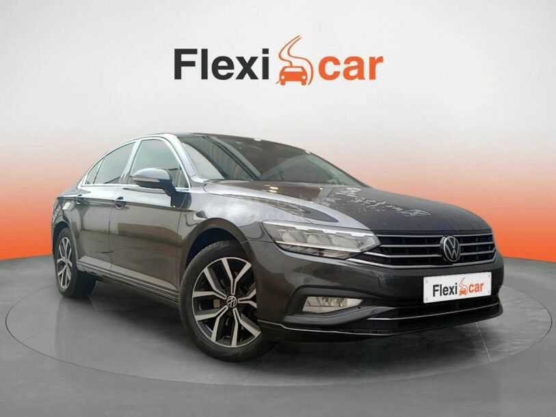 Foto del VOLKSWAGEN Passat 1.5 TSI ACT Executive DSG7 110kW