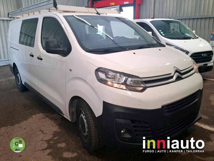 Foto del CITROEN Jumpy Combi BlueHDI Talla XL Confort 140 S&S