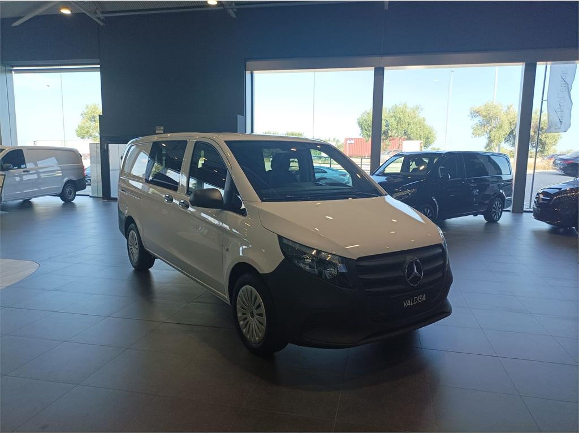 Imagen 3 de MERCEDES Vito
