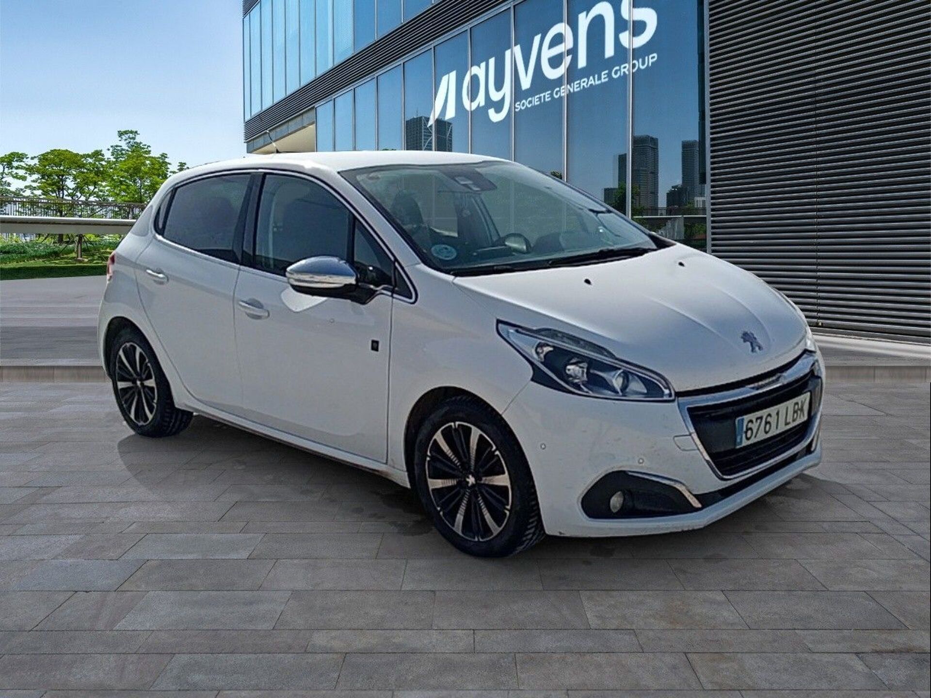 Imagen 3 de PEUGEOT 208