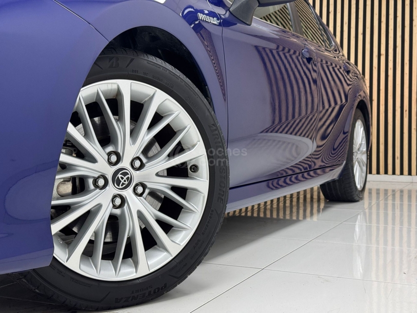 Foto del TOYOTA Camry Híbrido Advanced Aut.