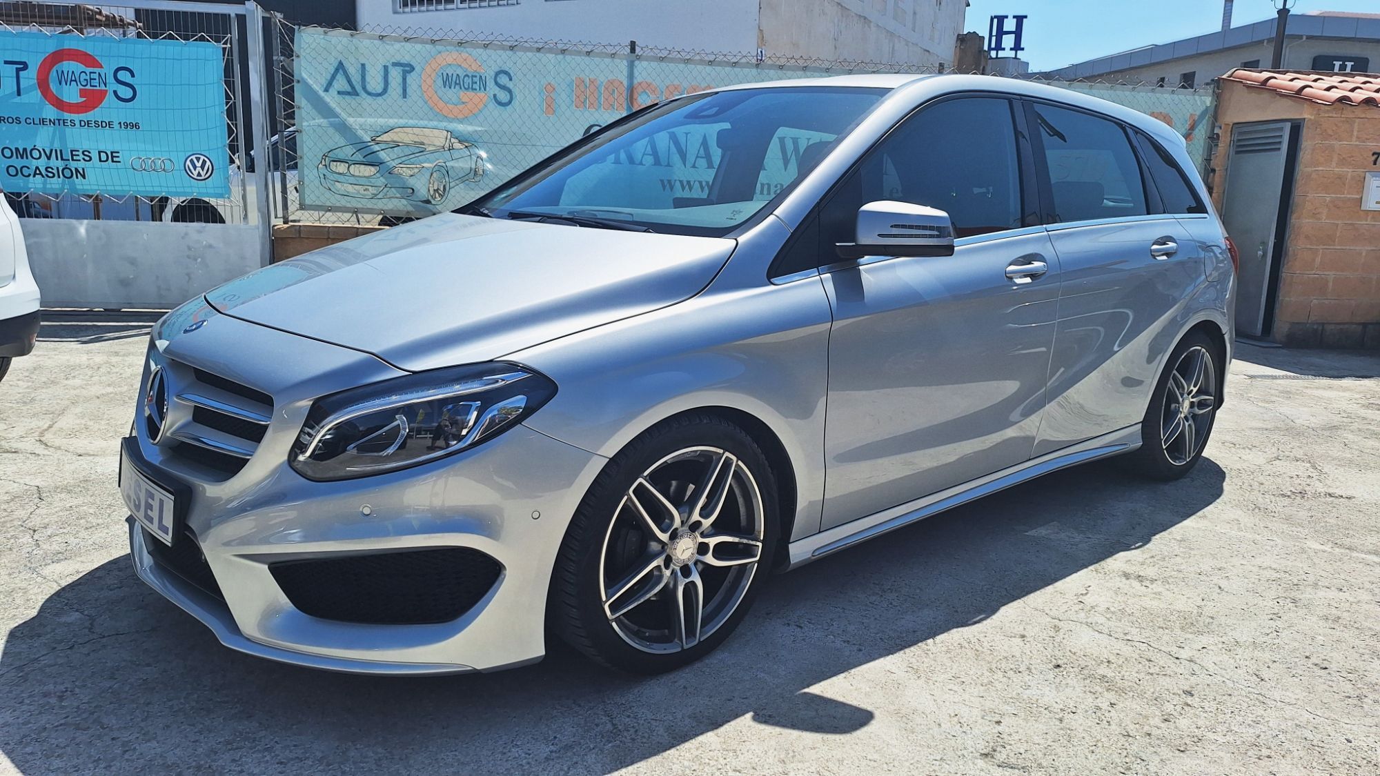 MERCEDES Clase B (B 180d 7G-DCT) en Granada