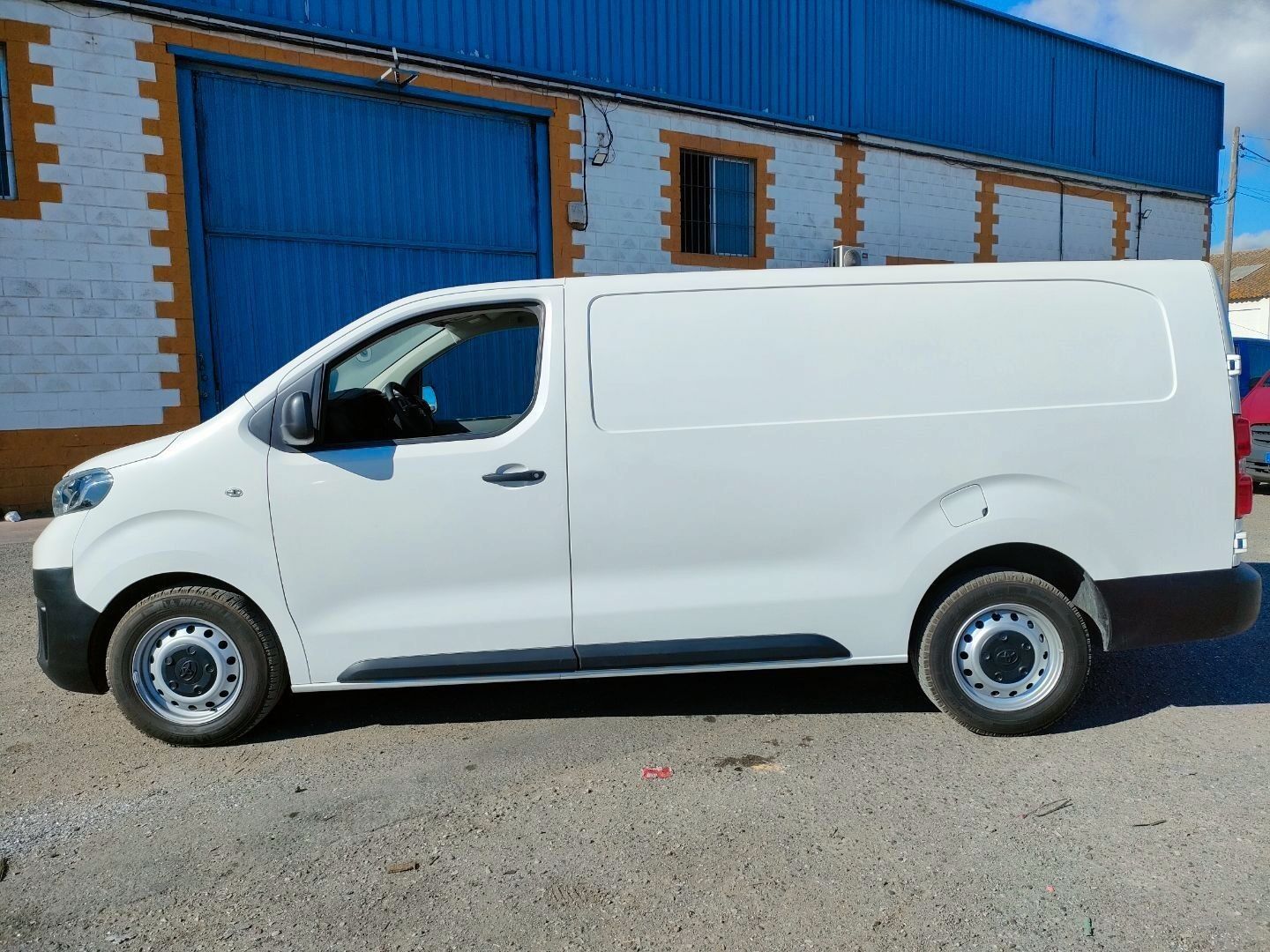 Foto del PEUGEOT Expert Fg. Long 2.0BlueHDi S&S Premium 120