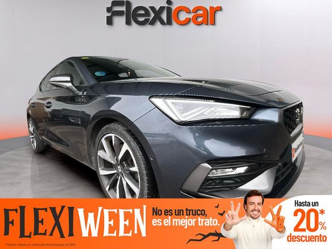 SEAT León (1.5 eTSI 110kW DSG-7 S&S FR Launch P L) en Cáceres