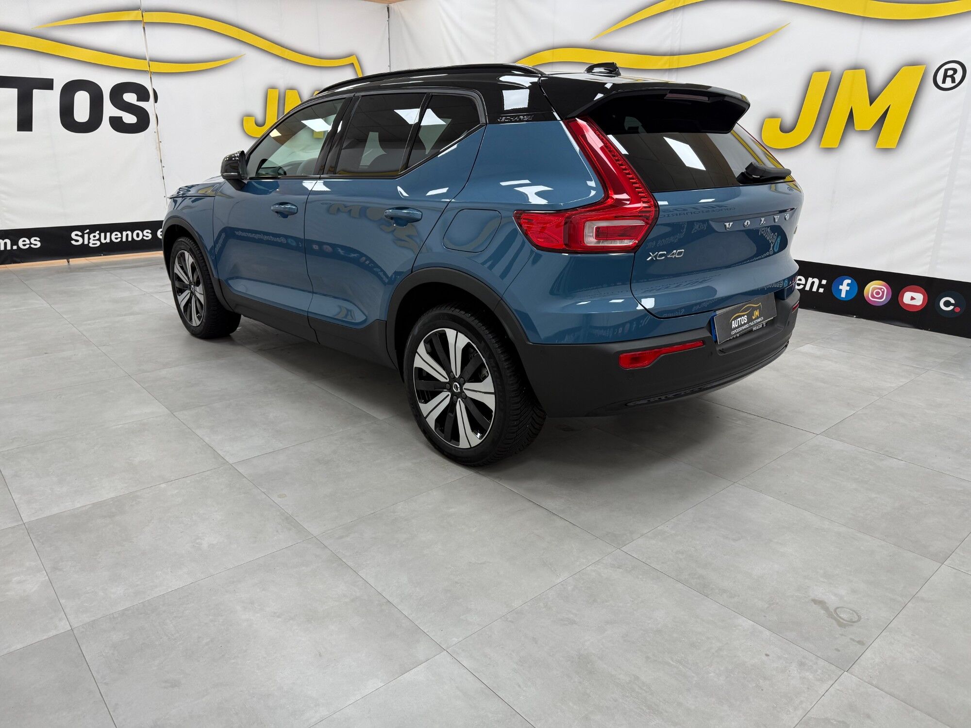 Foto del VOLVO XC40 P8 Recharge Ultimate Eléctrico Puro