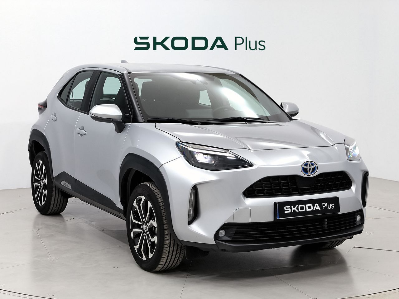 TOYOTA Yaris Cross (1.5 120H Active Tech) en Barcelona